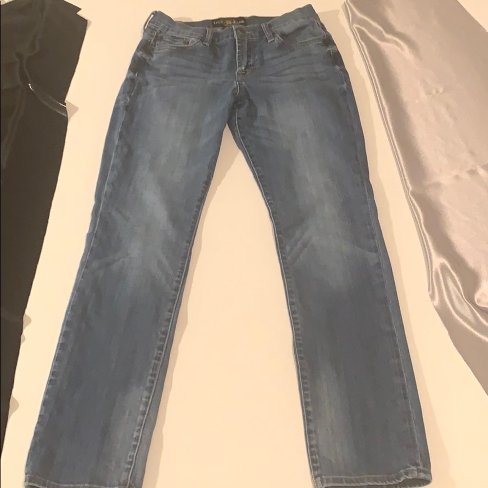 Lucky Brand sweet ‘n straight jeans
